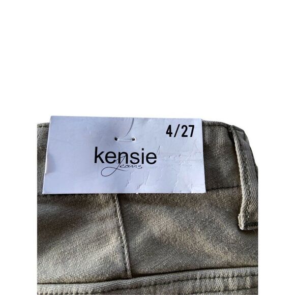 NWT Kensie Shorts-Color Pine (Size 4/27) - Picture 5 of 6